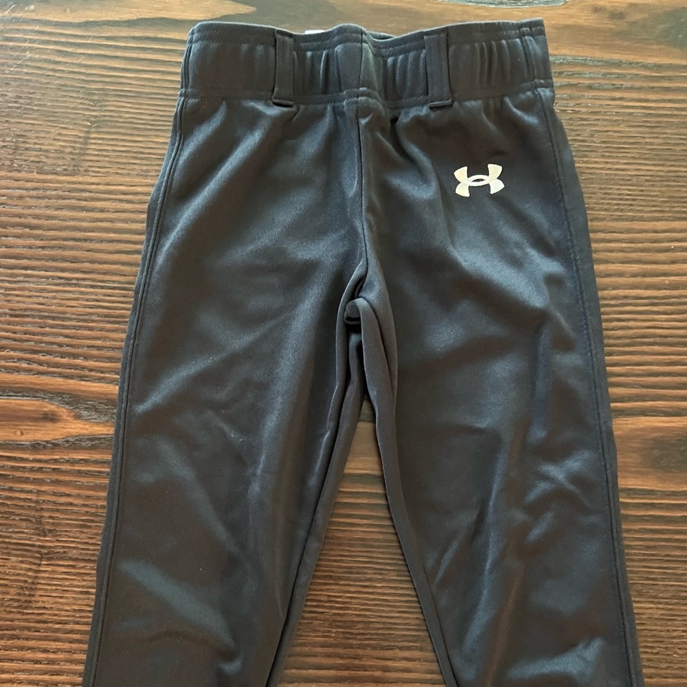 Under Armour Youth Size Small Black   Elastic Waistband Baseball/Softball Pants